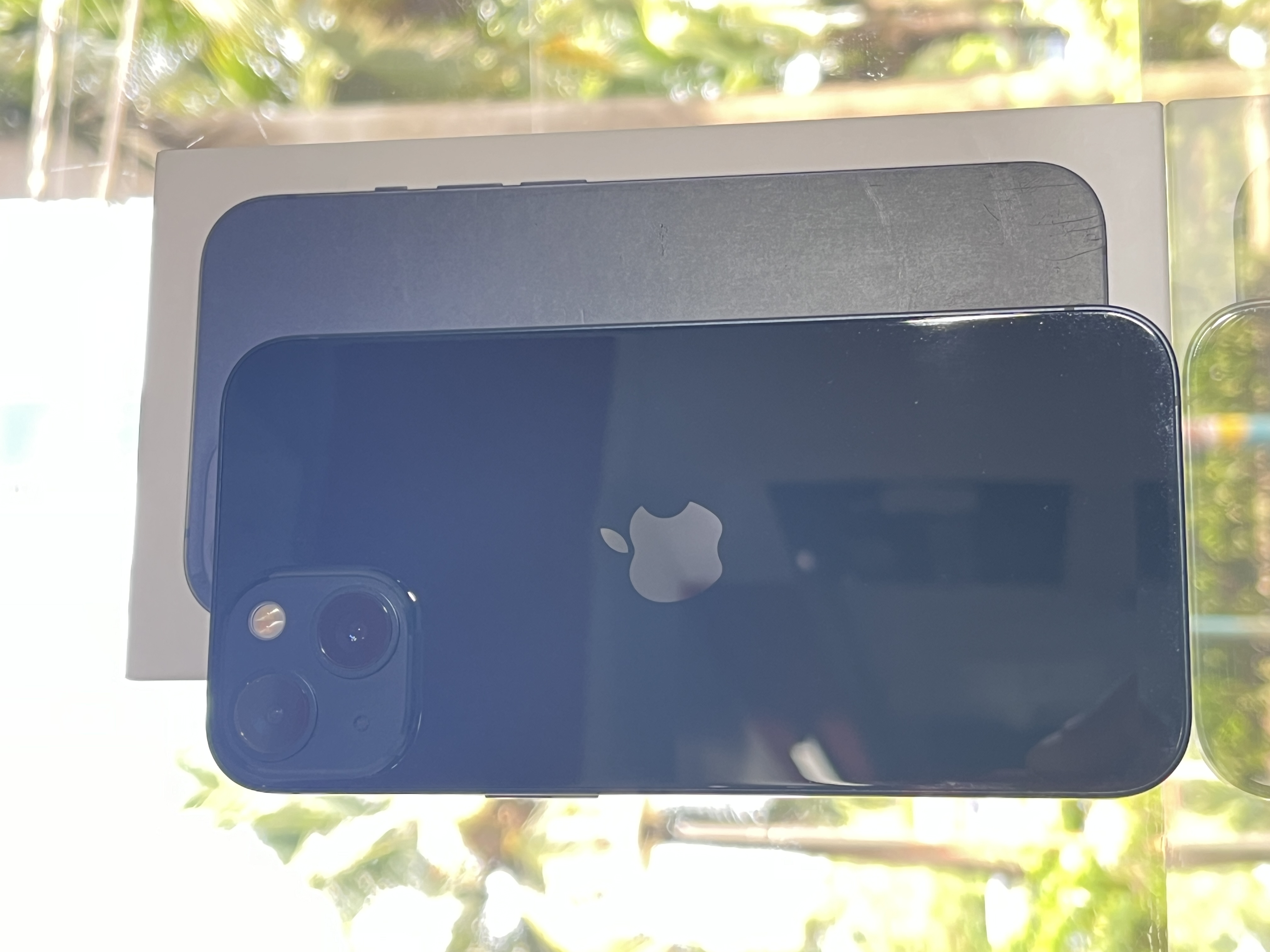 Pre-Owned Apple iPhone 13 Midnight, 128gb, With original box and accessories.