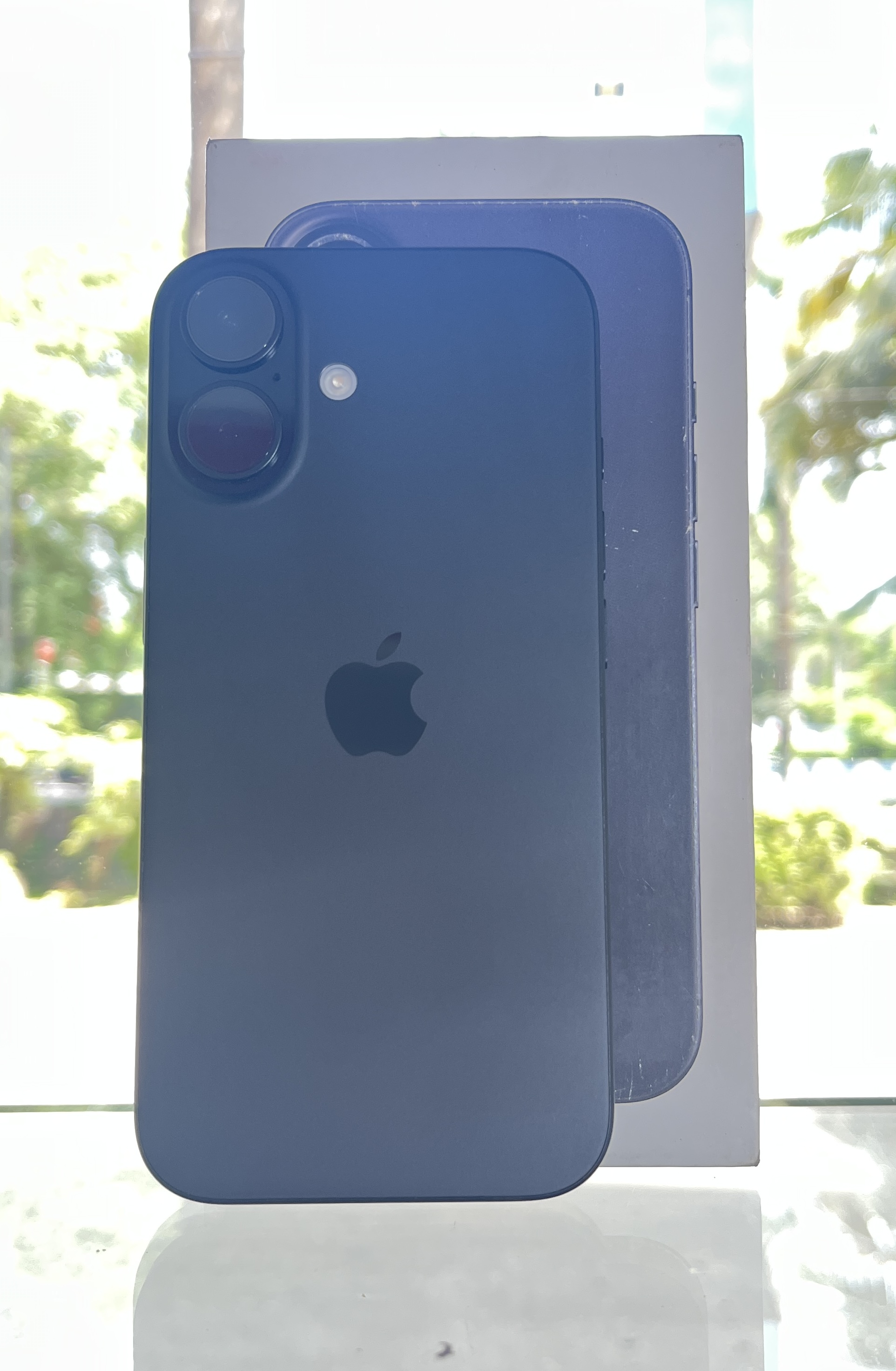 Pre-Owned Apple iPhone 16 ,Black,128GB With Manufacturer Warranty For Sale.