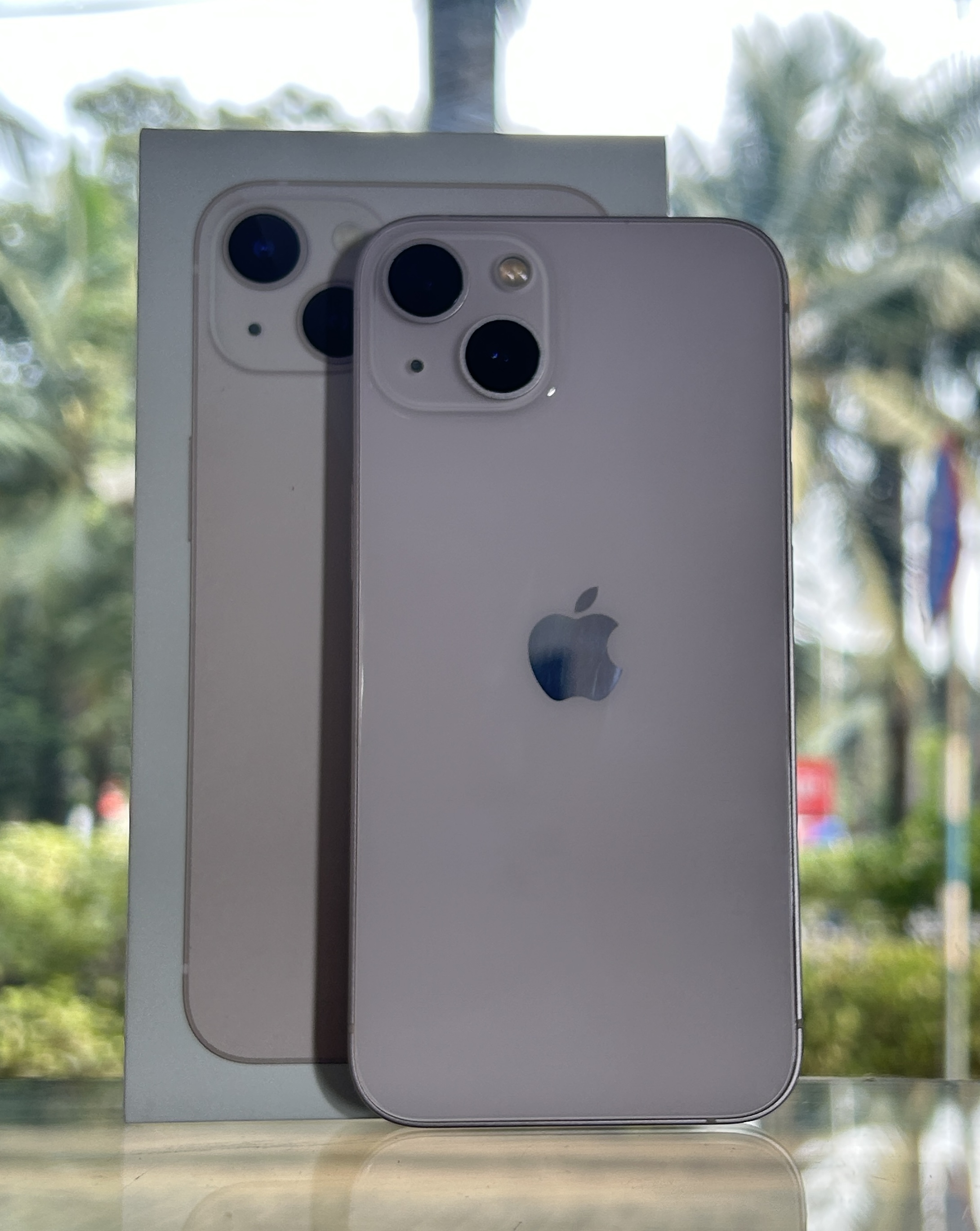 Pre-Owned Apple iPhone 13 256 Pink for sale.