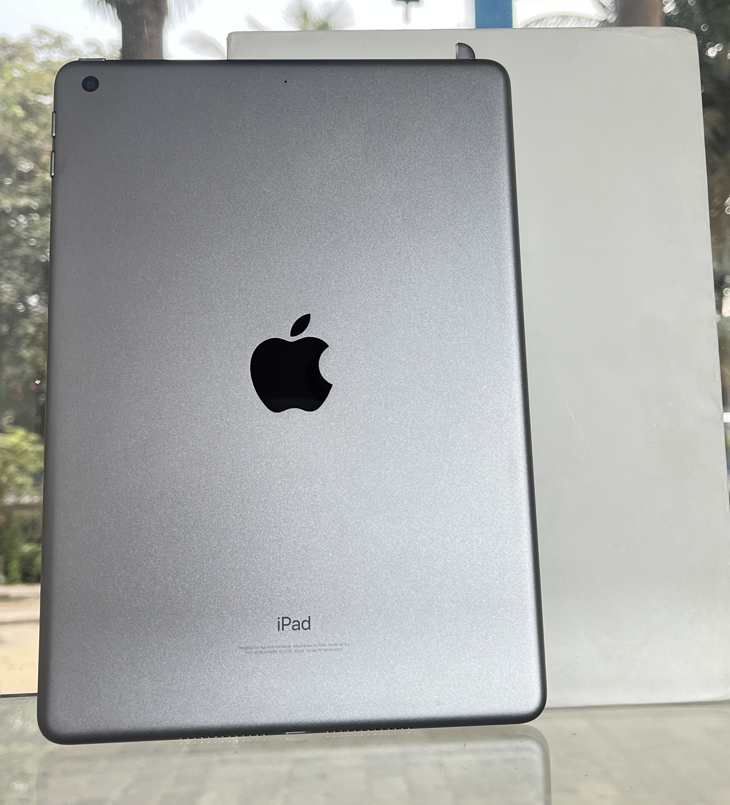 Pre-owned Apple iPad 6th Generation 128gb Only WiFi For Sale.
